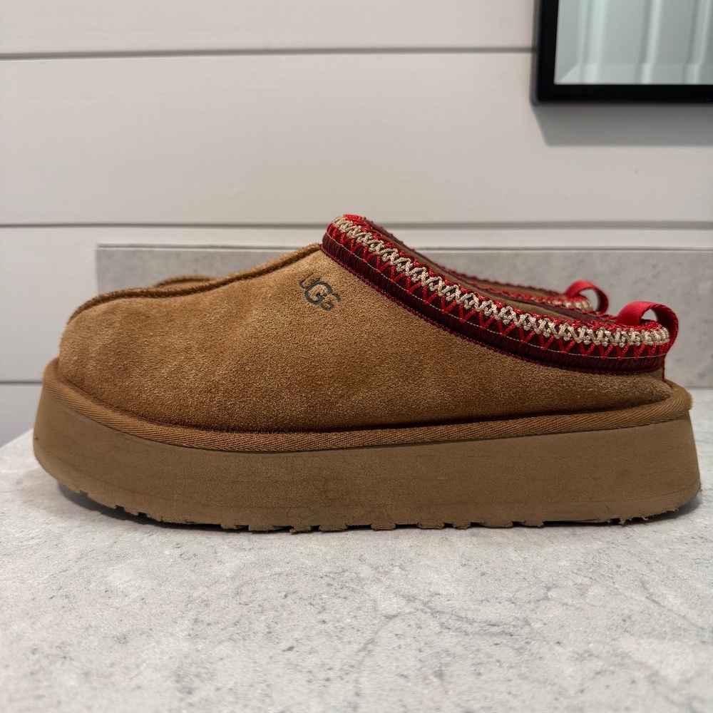 UGG Women's Tazz II